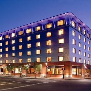Hilton Garden Inn Portland Downtown Waterfront